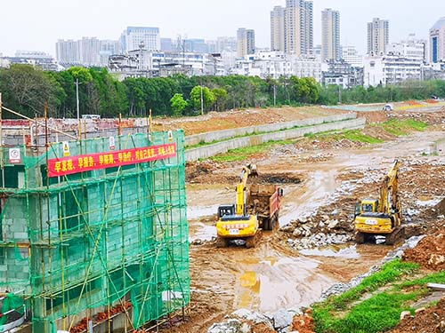 汛期襲來(lái)，這支鐵軍在譜寫風(fēng)雨戰(zhàn)歌