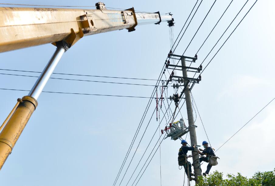 保供電惠民生，國網(wǎng)余姚市供電公司持續(xù)實施單電源小區(qū)升級改造