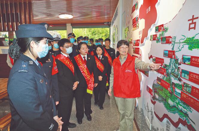 駐村書記黃慧敏：希望我能讓五龍村變得更好”