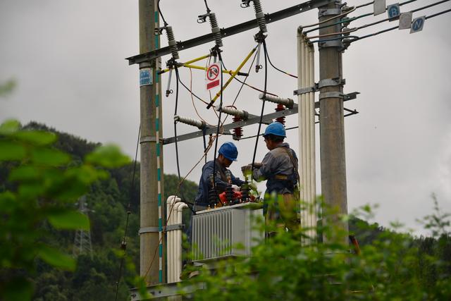 廣東電網防風防汛Ⅱ級響應持續(xù)