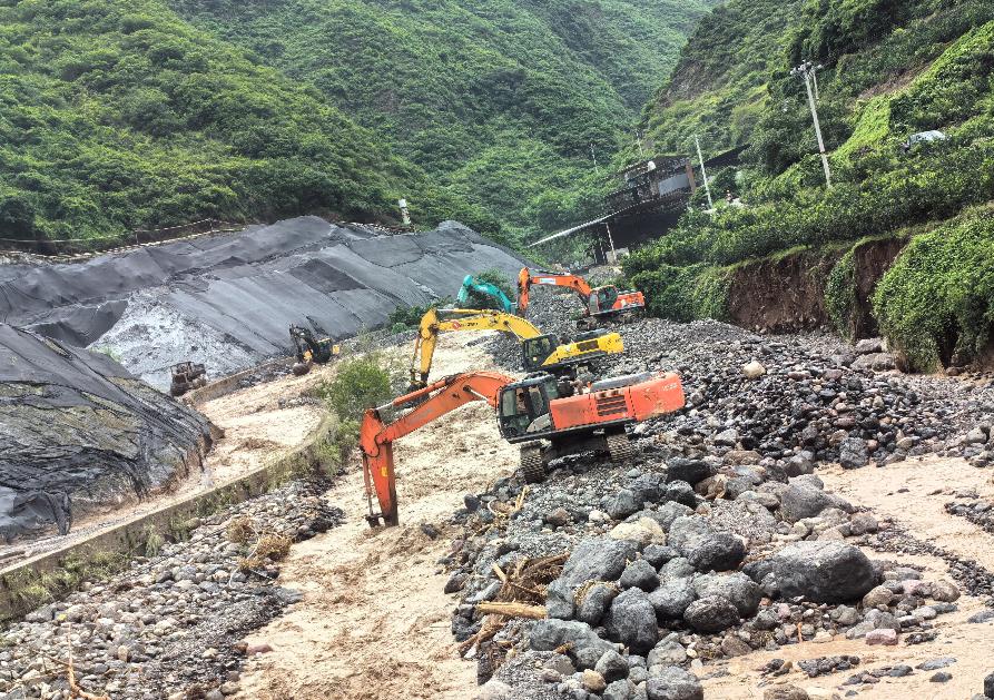 【防汛抗旱一線】中國(guó)電建迅速組織救援力量趕赴雅安漢源搶險(xiǎn)救災(zāi)