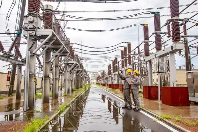 冀北秦皇島供電公司全力應(yīng)對強降雨保供電