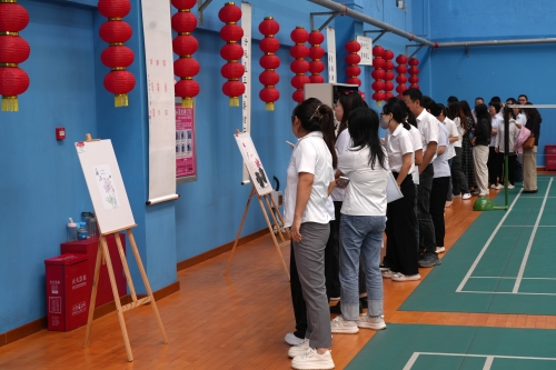 水電十一局舉辦慶祝建國(guó)75周年書(shū)法、繪畫(huà)作品展